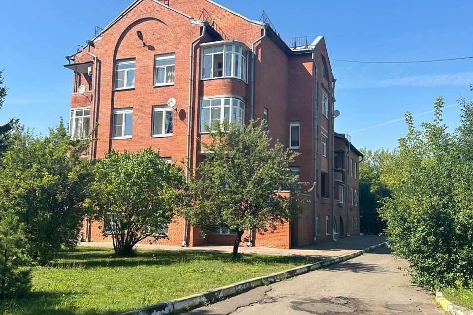 Продаётся 2-комнатная квартира, 60 м²