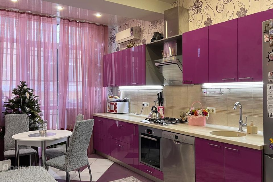 Продаётся 1-комнатная квартира, 48.6 м²