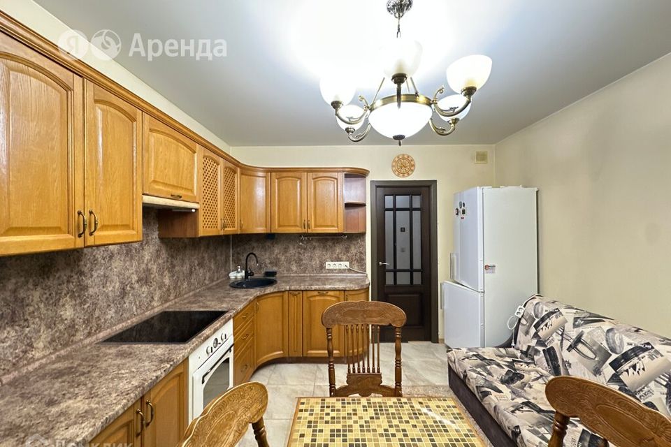 Сдаётся 2-комнатная квартира, 60 м²