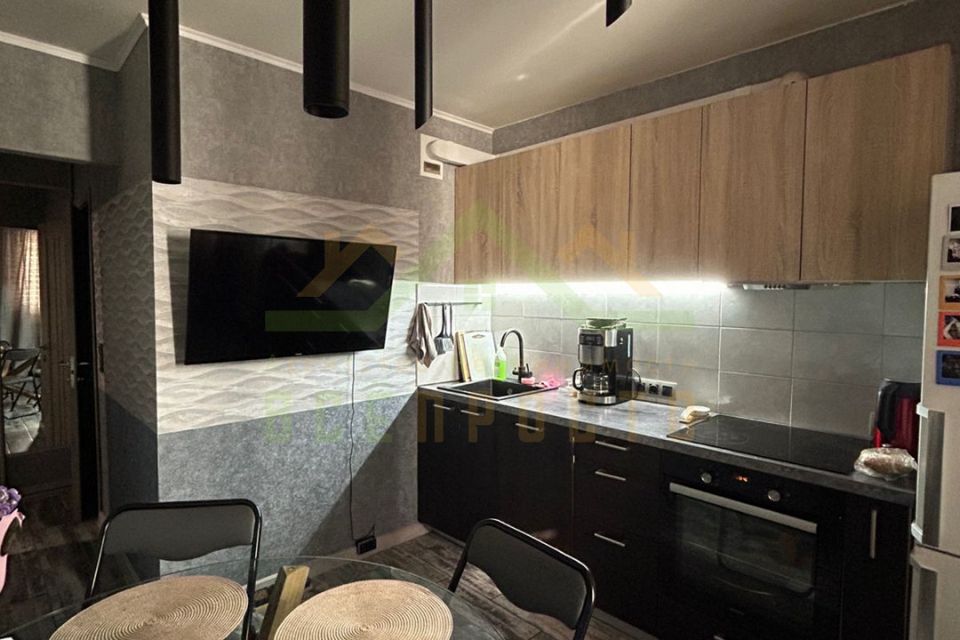 Продаётся 1-комнатная квартира, 39.4 м²