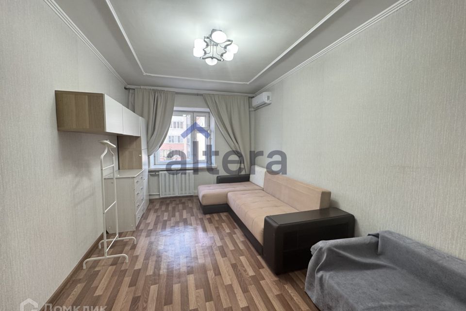 Продаётся 1-комнатная квартира, 40.8 м²