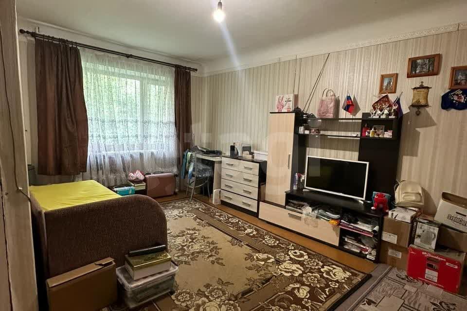 Продаётся 3-комнатная квартира, 56.7 м²