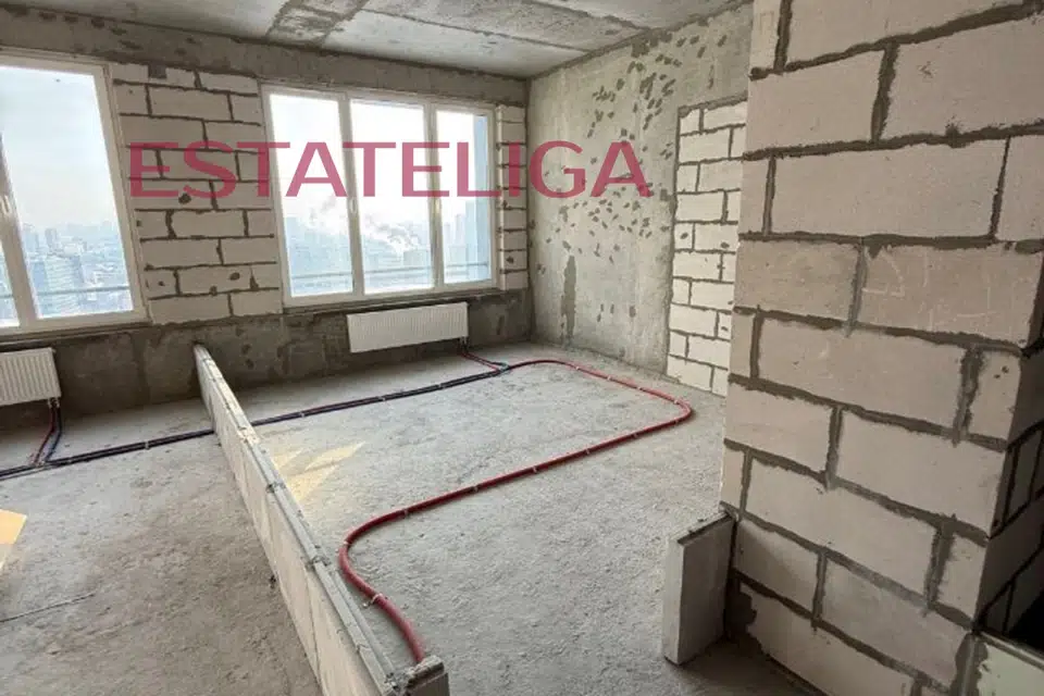 Продаётся студия, 70 м²