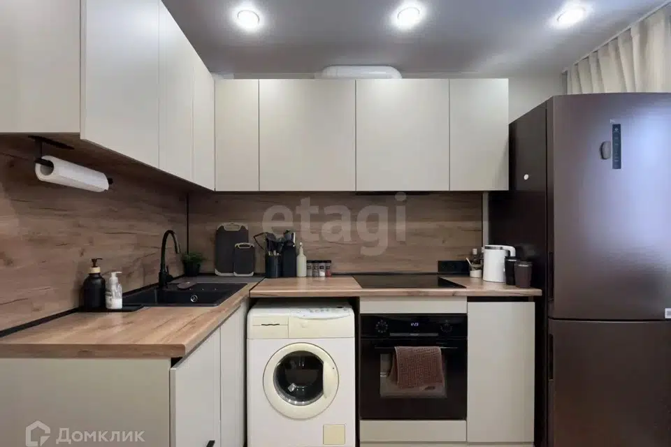 Продаётся 3-комнатная квартира, 61.1 м²