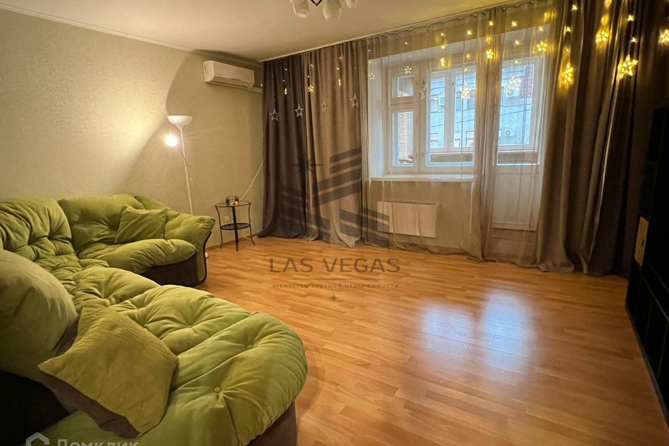 Сдаётся 3-комнатная квартира, 100 м²