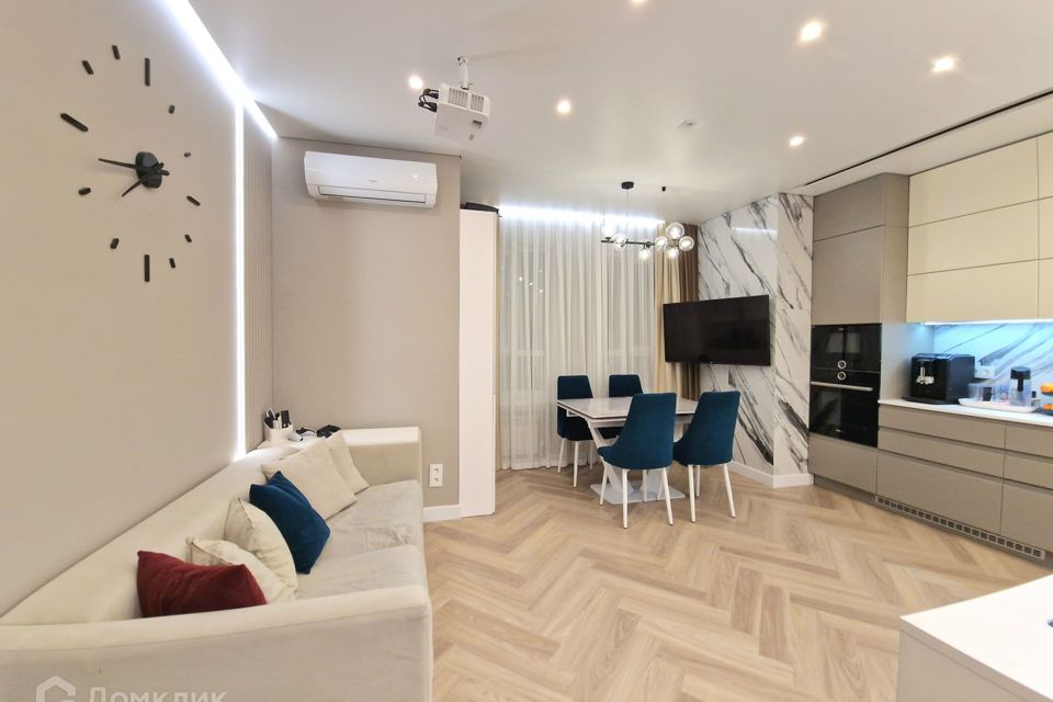 Продаётся 3-комнатная квартира, 83 м²