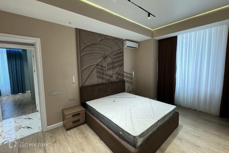 Сдаётся 2-комнатная квартира, 58 м²