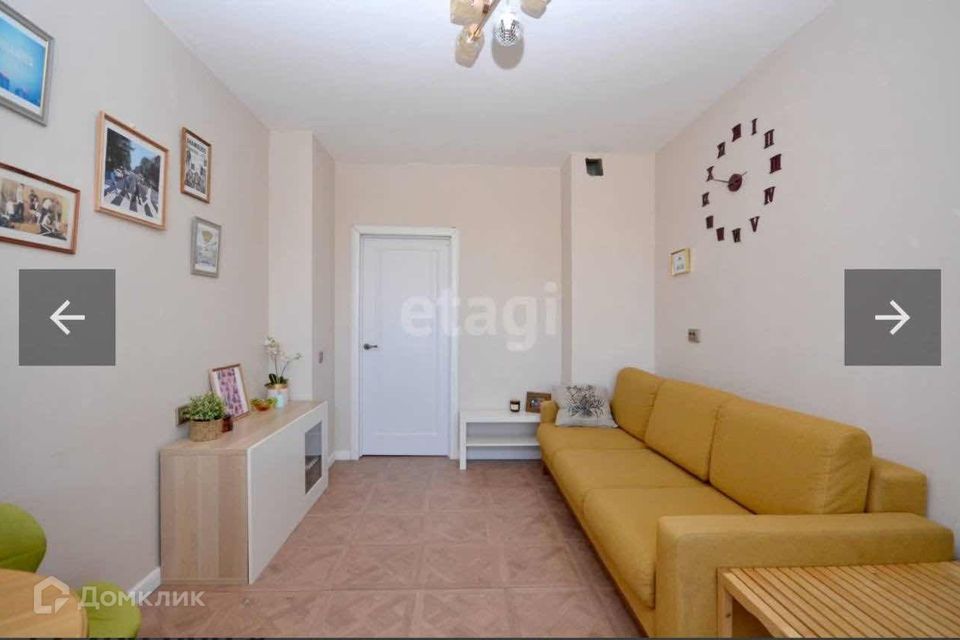 Продаётся 2-комнатная квартира, 60.3 м²