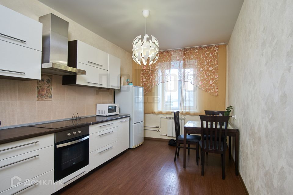 Продаётся 1-комнатная квартира, 44.2 м²