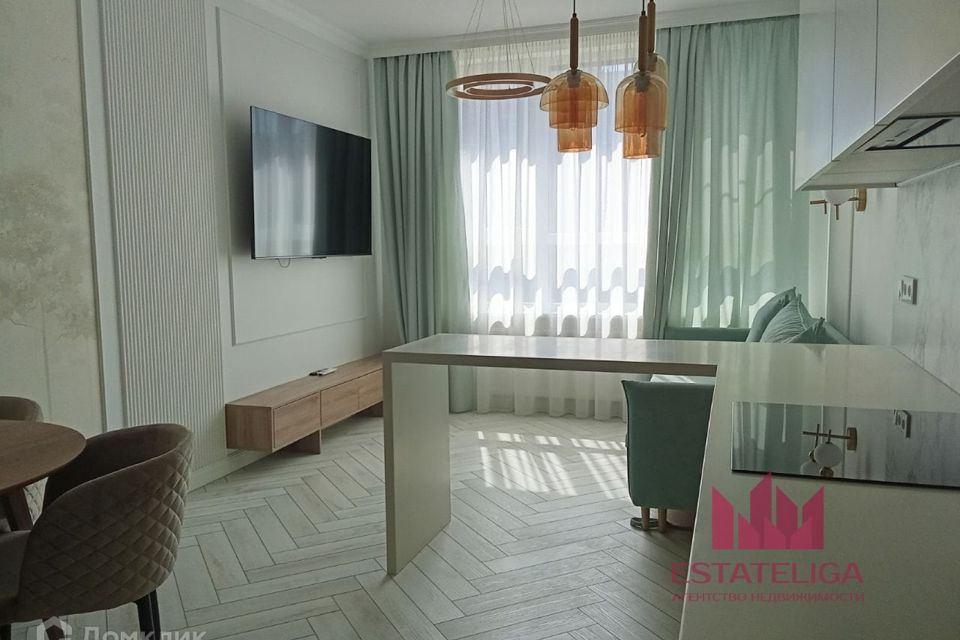 Сдаётся 2-комнатная квартира, 70 м²