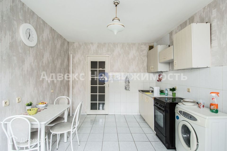 Продаётся 1-комнатная квартира, 41.6 м²