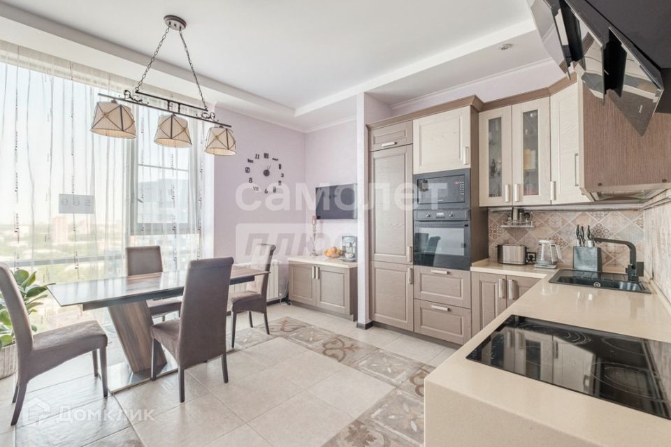 Продаётся 2-комнатная квартира, 92.2 м²