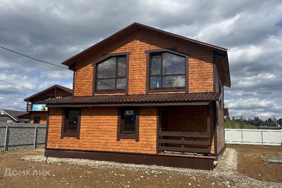 Продаётся 2-этажный дом, 153 м²