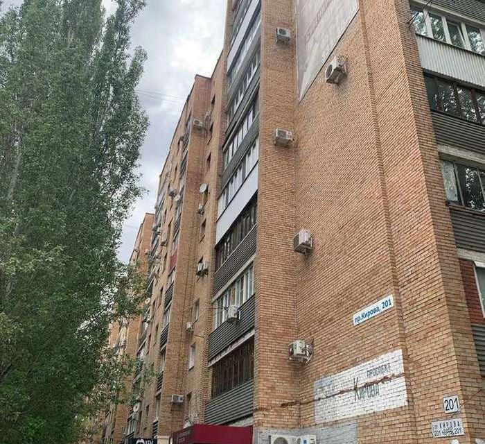 Продаётся 4-комнатная квартира, 79 м²