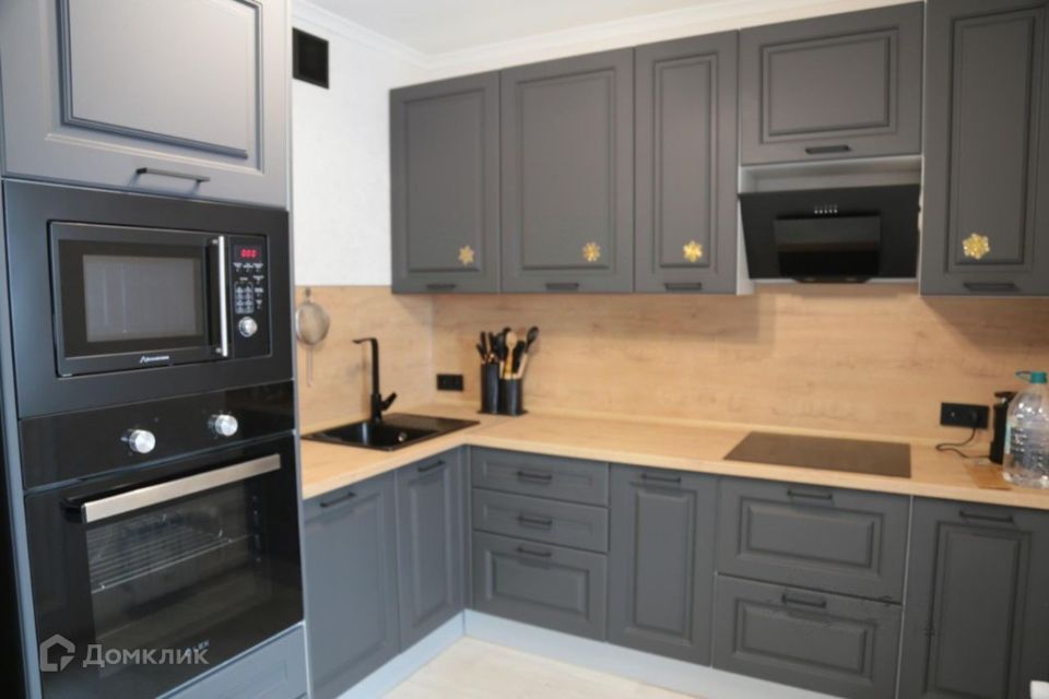 Продаётся 4-комнатная квартира, 96 м²