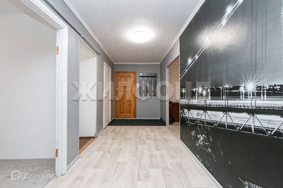 Продаётся 4-комнатная квартира, 89.9 м²