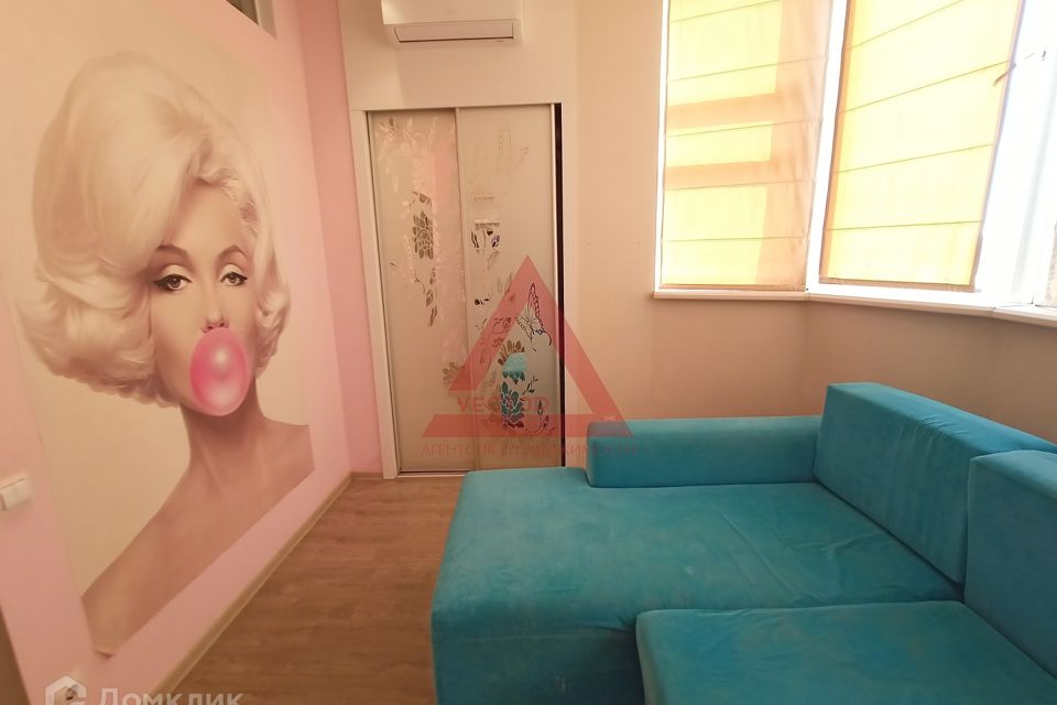 Продаётся 2-комнатная квартира, 61.2 м²