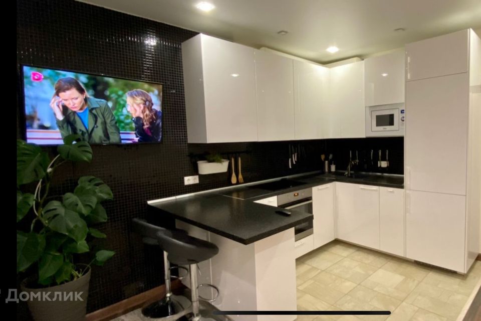Продаётся 2-комнатная квартира, 66.8 м²