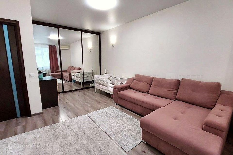Продаётся 1-комнатная квартира, 38 м²