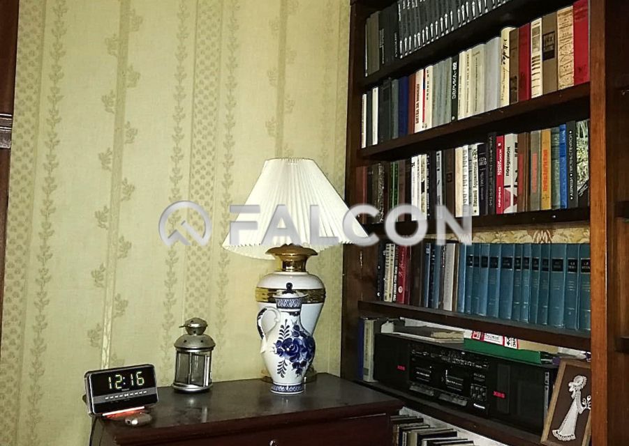 Продаётся 2-комнатная квартира, 53.7 м²