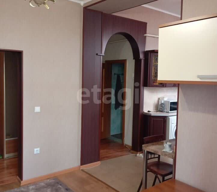 Продаётся 2-комнатная квартира, 38.4 м²