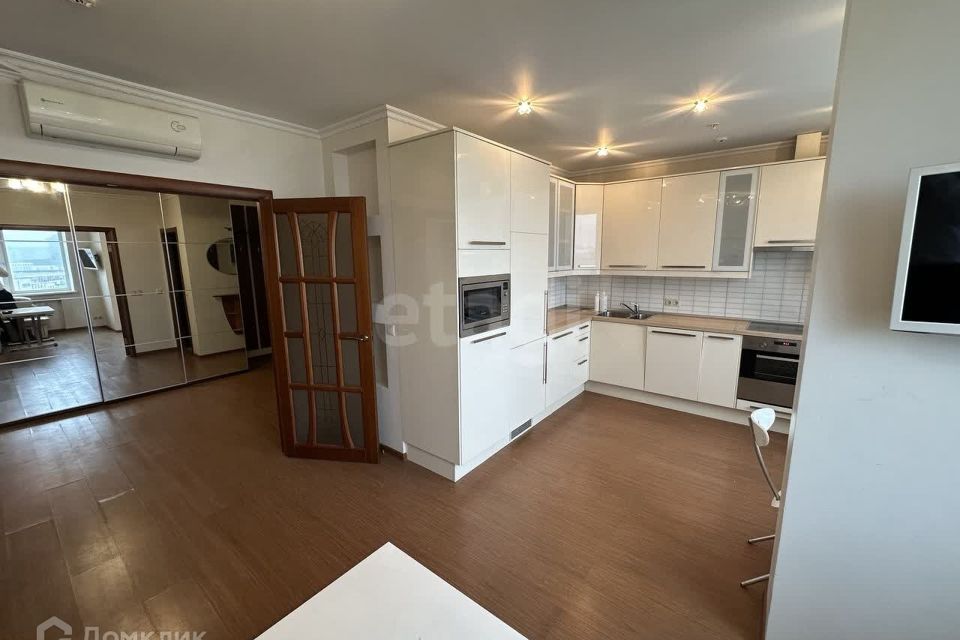Продаётся 2-комнатная квартира, 88.3 м²