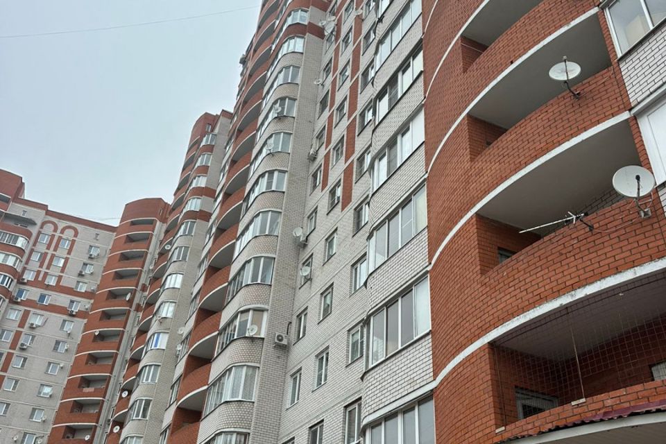 Продаётся 1-комнатная квартира, 40.8 м²