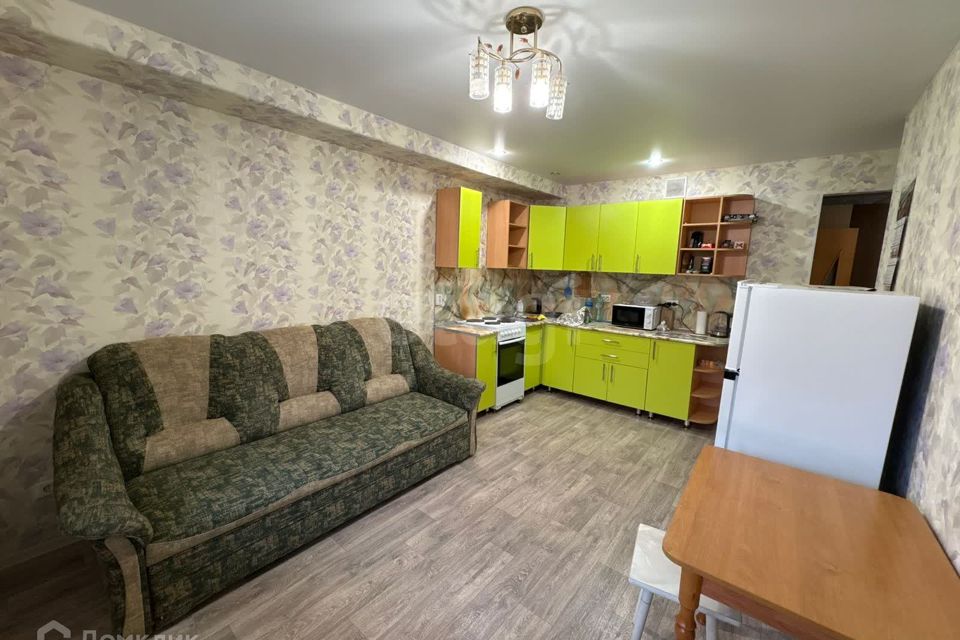 Продаётся 1-комнатная квартира, 46.8 м²