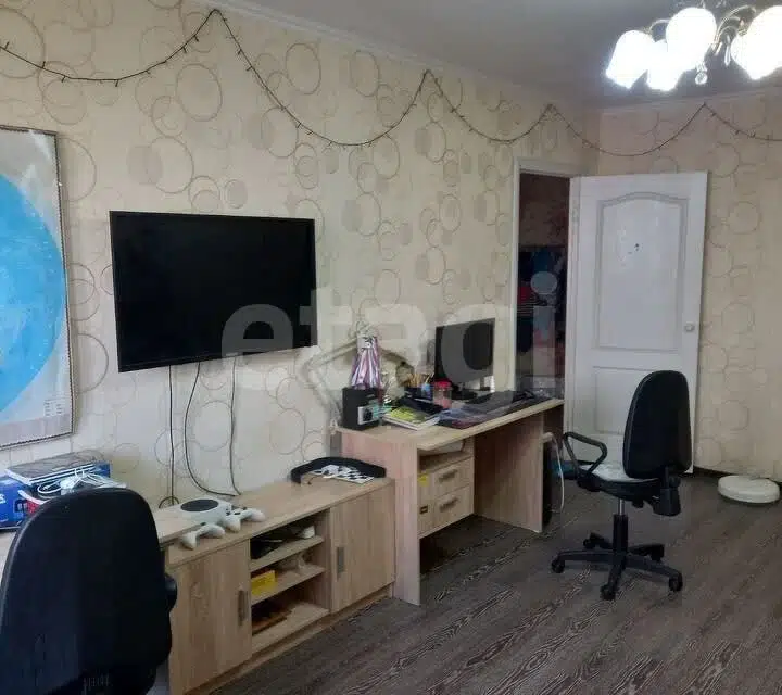 Продаётся 3-комнатная квартира, 74.4 м²