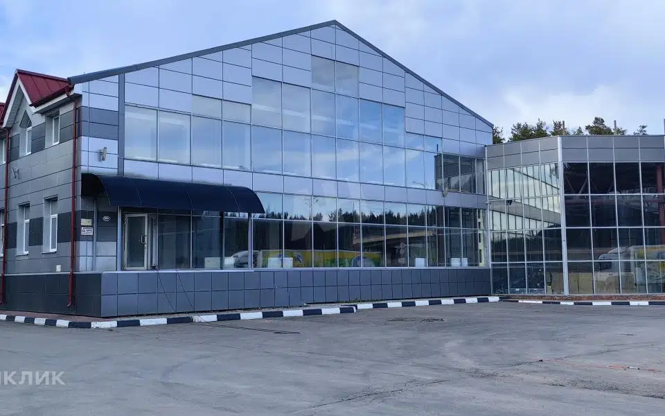 Сдаётся помещение своб. назначения, 550.9 м²