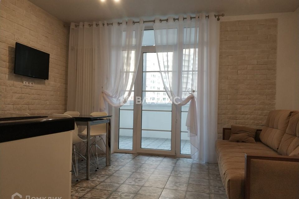 Продаётся 1-комнатная квартира, 54 м²