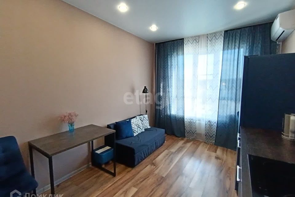 Продаётся 1-комнатная квартира, 37.3 м²
