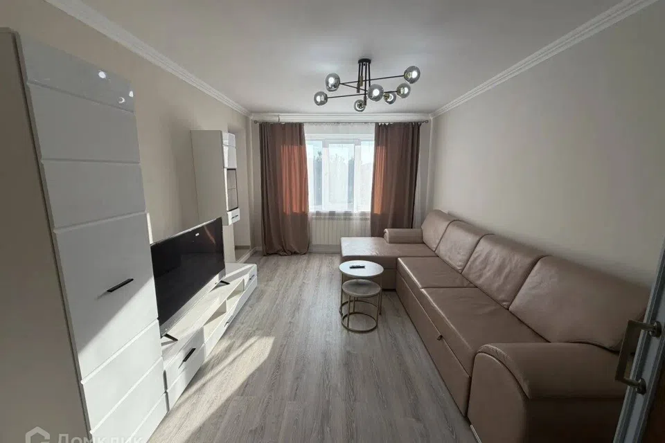 Сдаётся 3-комнатная квартира, 110 м²
