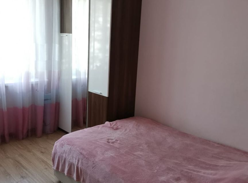 Продаётся 3-комнатная квартира, 64 м²