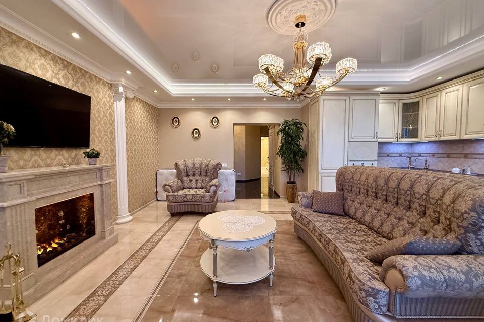 Продаётся 2-комнатная квартира, 74.7 м²