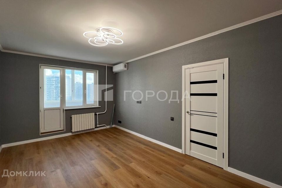 Продаётся 1-комнатная квартира, 36.6 м²