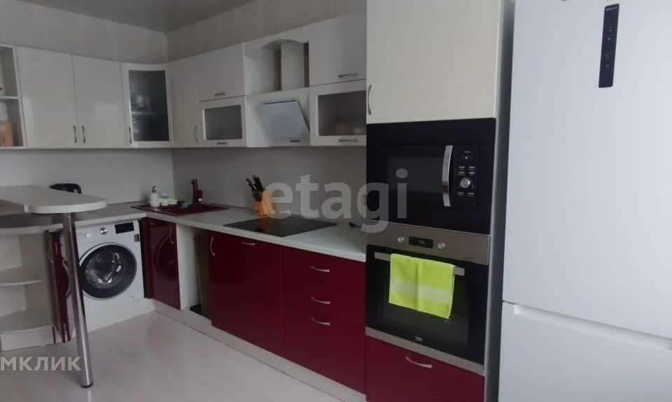 Продаётся 2-комнатная квартира, 76 м²