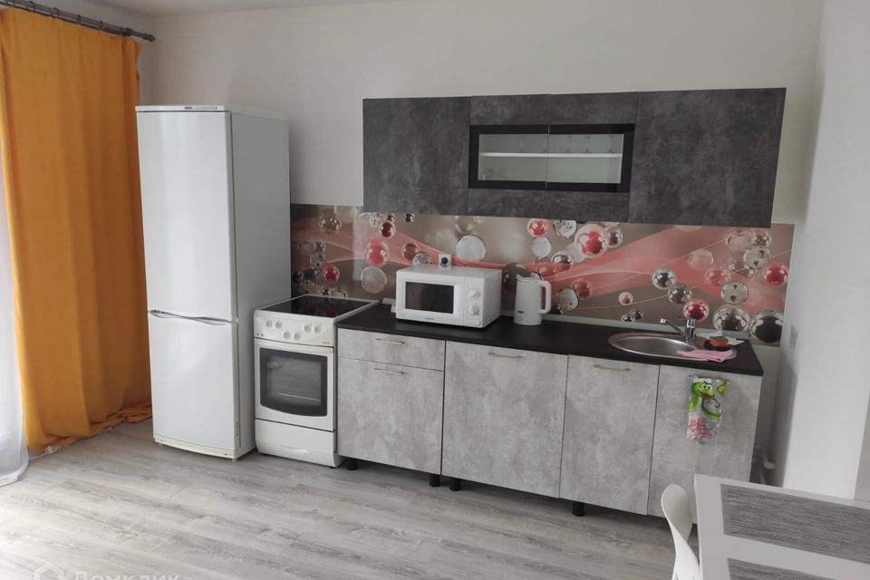 Сдаётся 1-комнатная квартира, 35 м²