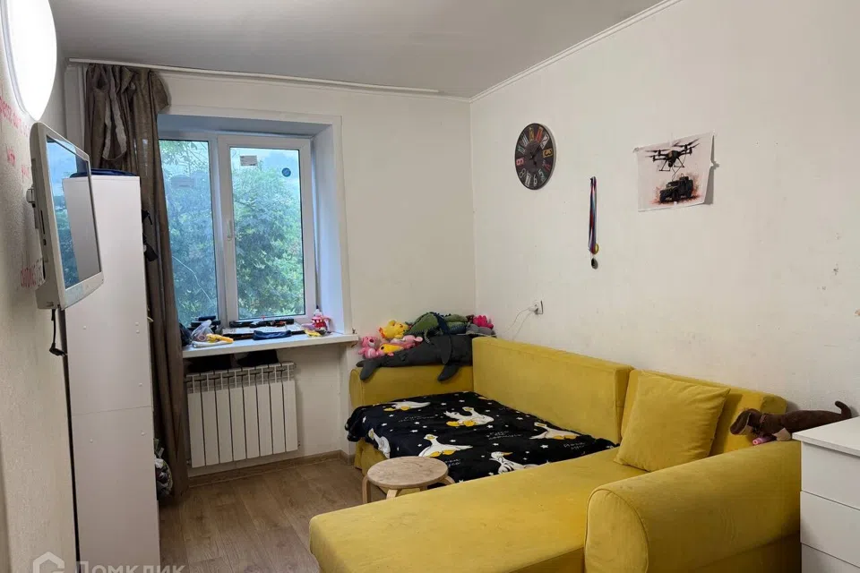 Продаётся 3-комнатная квартира, 56.1 м²
