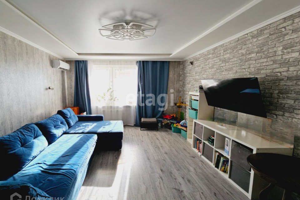 Продаётся 2-комнатная квартира, 62.7 м²