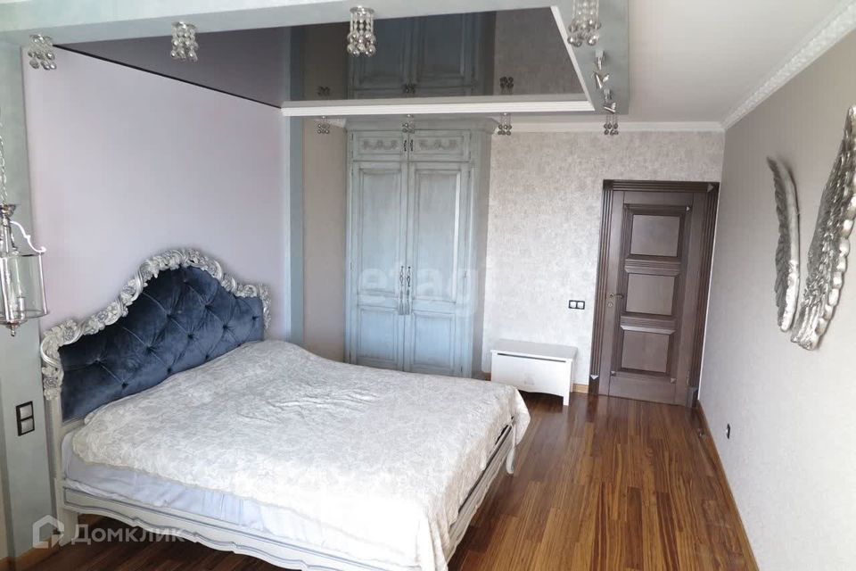 Продаётся 3-комнатная квартира, 100.5 м²
