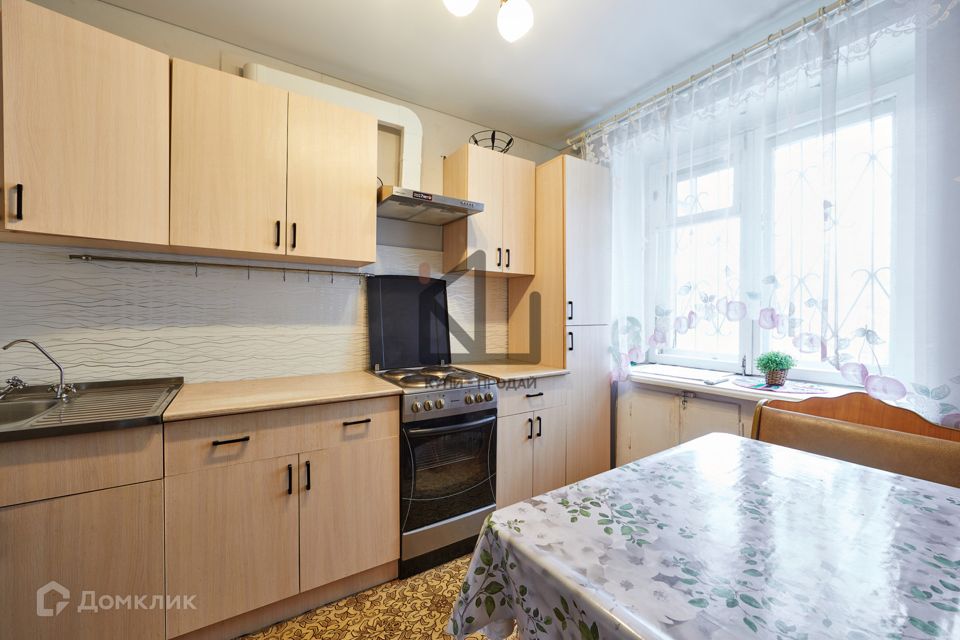 Продаётся 3-комнатная квартира, 59.2 м²