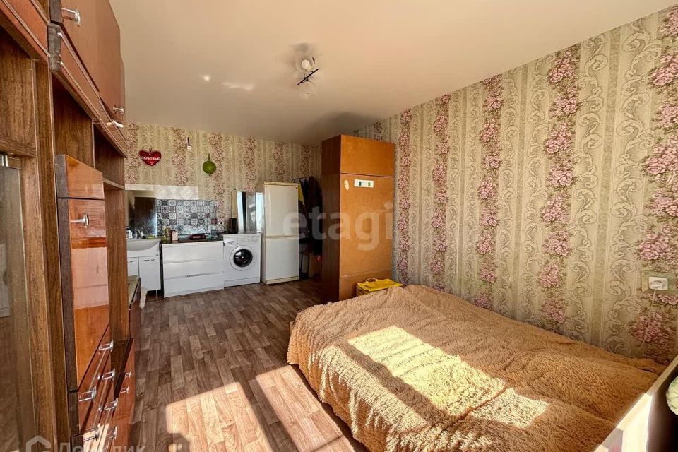 Продаётся комната в 1-комн. квартире, 18 м²