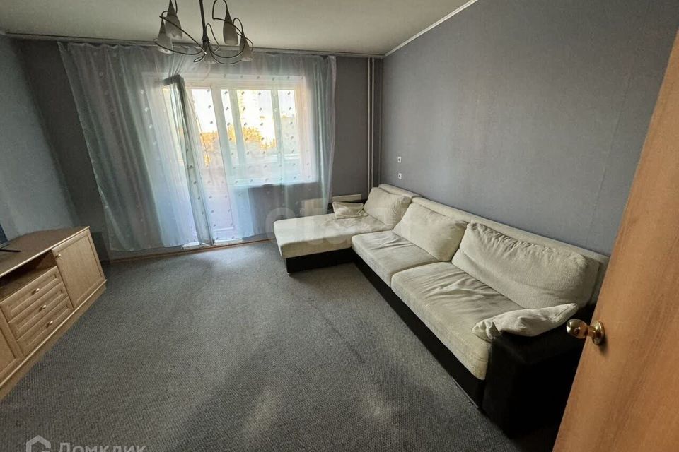 Сдаётся 2-комнатная квартира, 90 м²