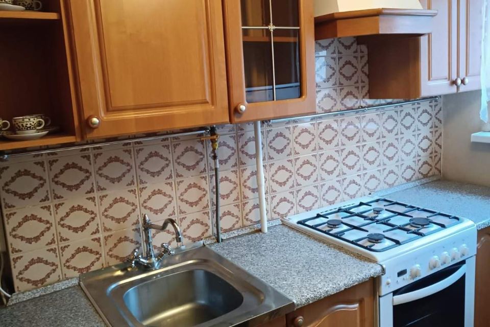 Сдаётся 3-комнатная квартира, 59.7 м²