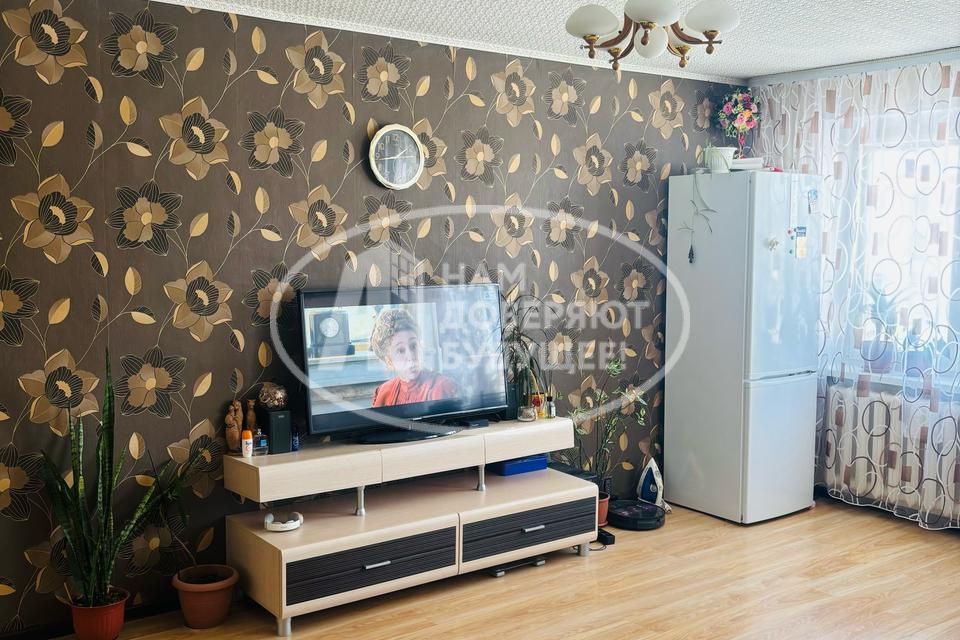 Продаётся 3-комнатная квартира, 59.7 м²