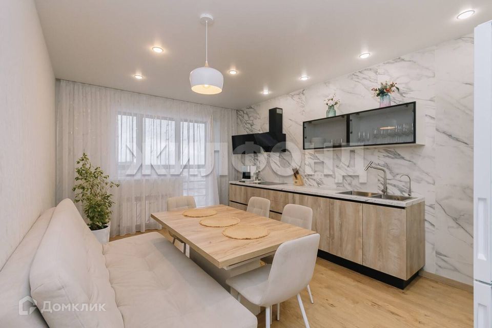 Продаётся 3-комнатная квартира, 90.9 м²