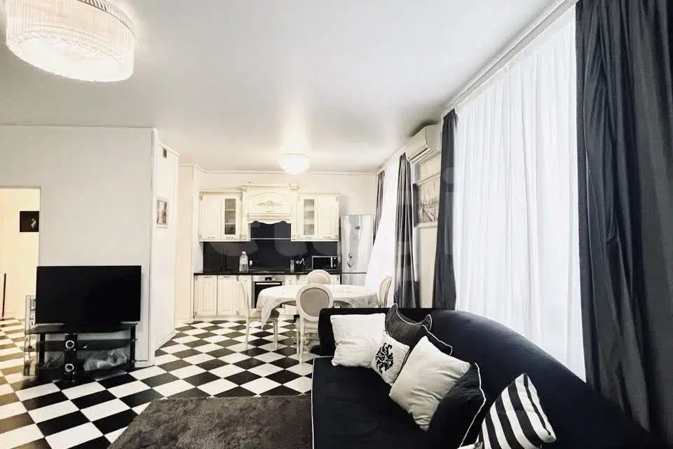 Продаётся 1-комнатная квартира, 54.7 м²