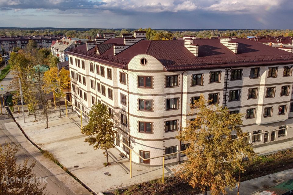 Продаётся 1-комнатная квартира, 42.2 м²