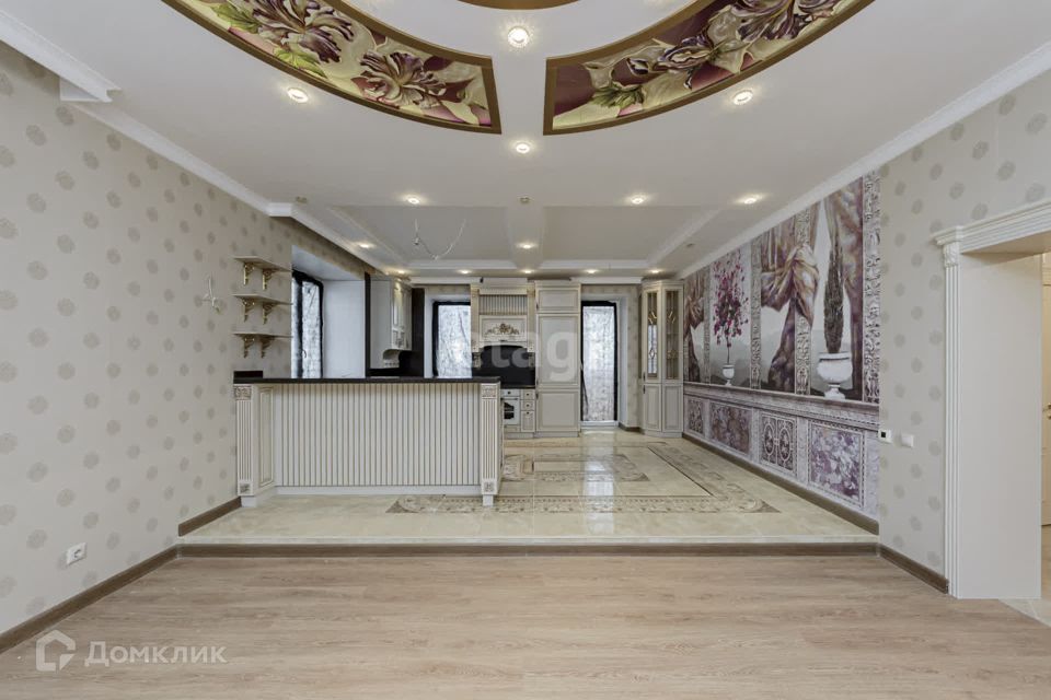 Продаётся 2-комнатная квартира, 99.7 м²